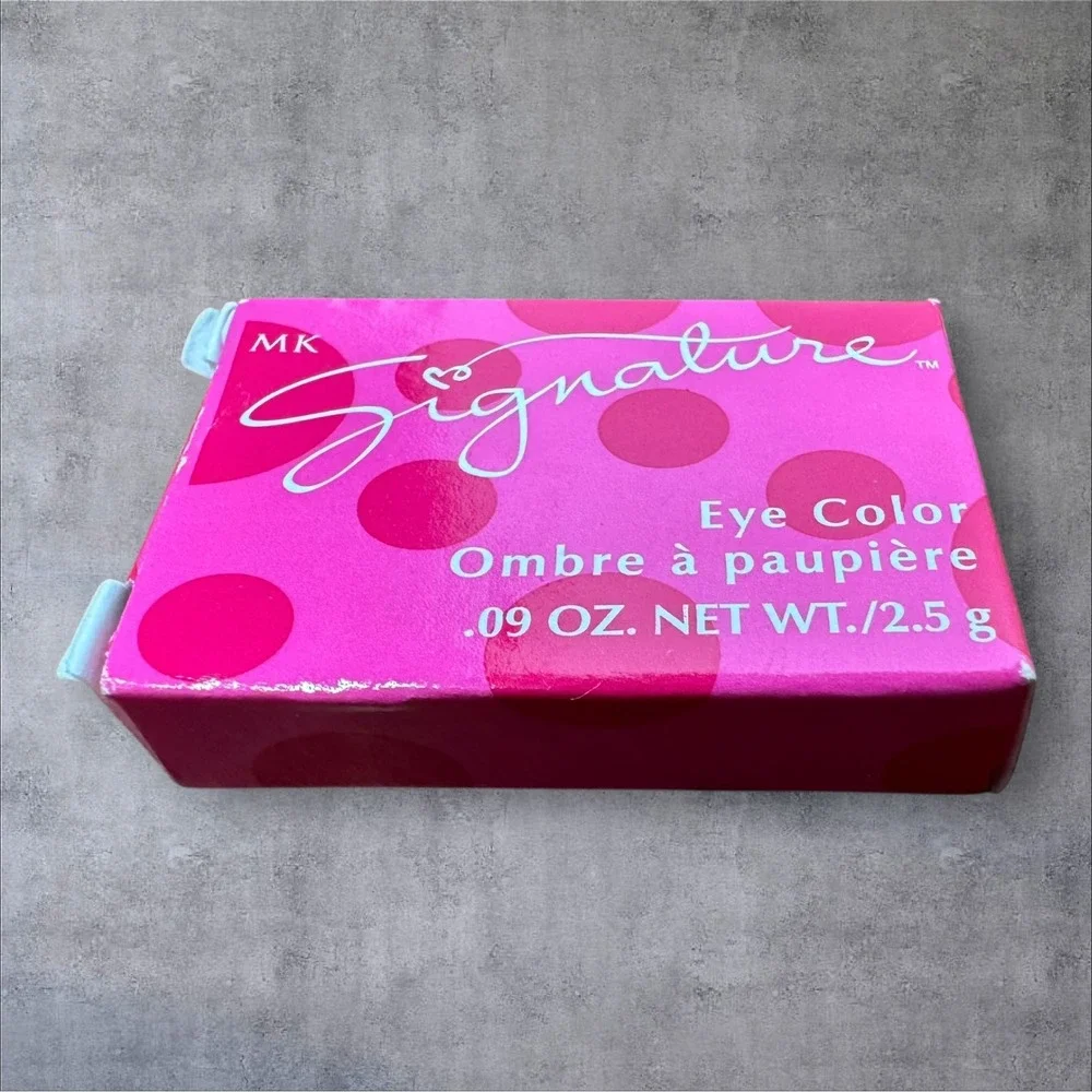 Mary Kay Signature Eye‎ Color 0.09oz Truffle New Box Eyeshadow Single
